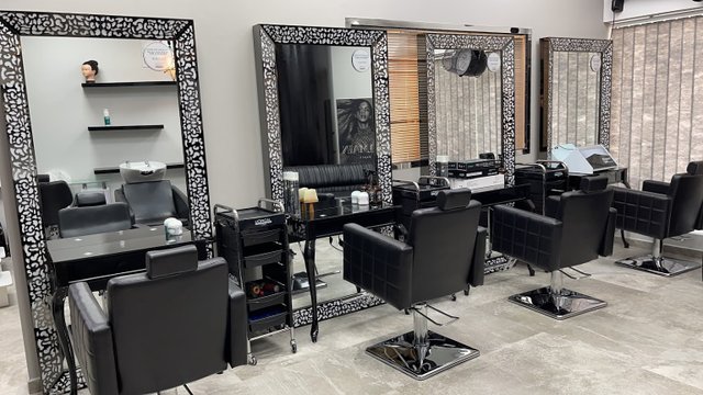 Almanara ladies salon near Al Rigga Metro Station Beauty Salon in Dubai, 3 reviews, prices Nicelocal